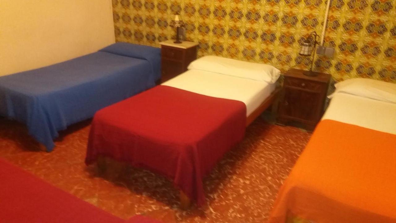 Hostal Corona Palma de Maiorca Exterior foto